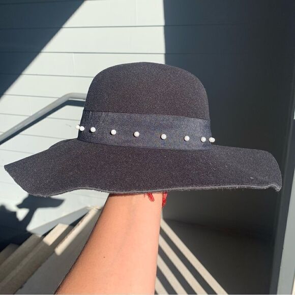 Juicy couture Pearl Sun Hat - Picture 4 of 6